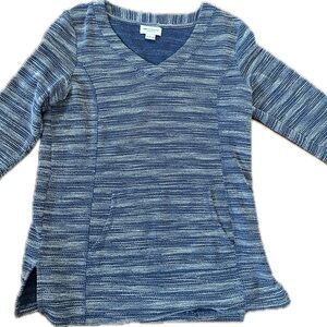 Liz Claiborne Weekend pull over. Size large denim colored.